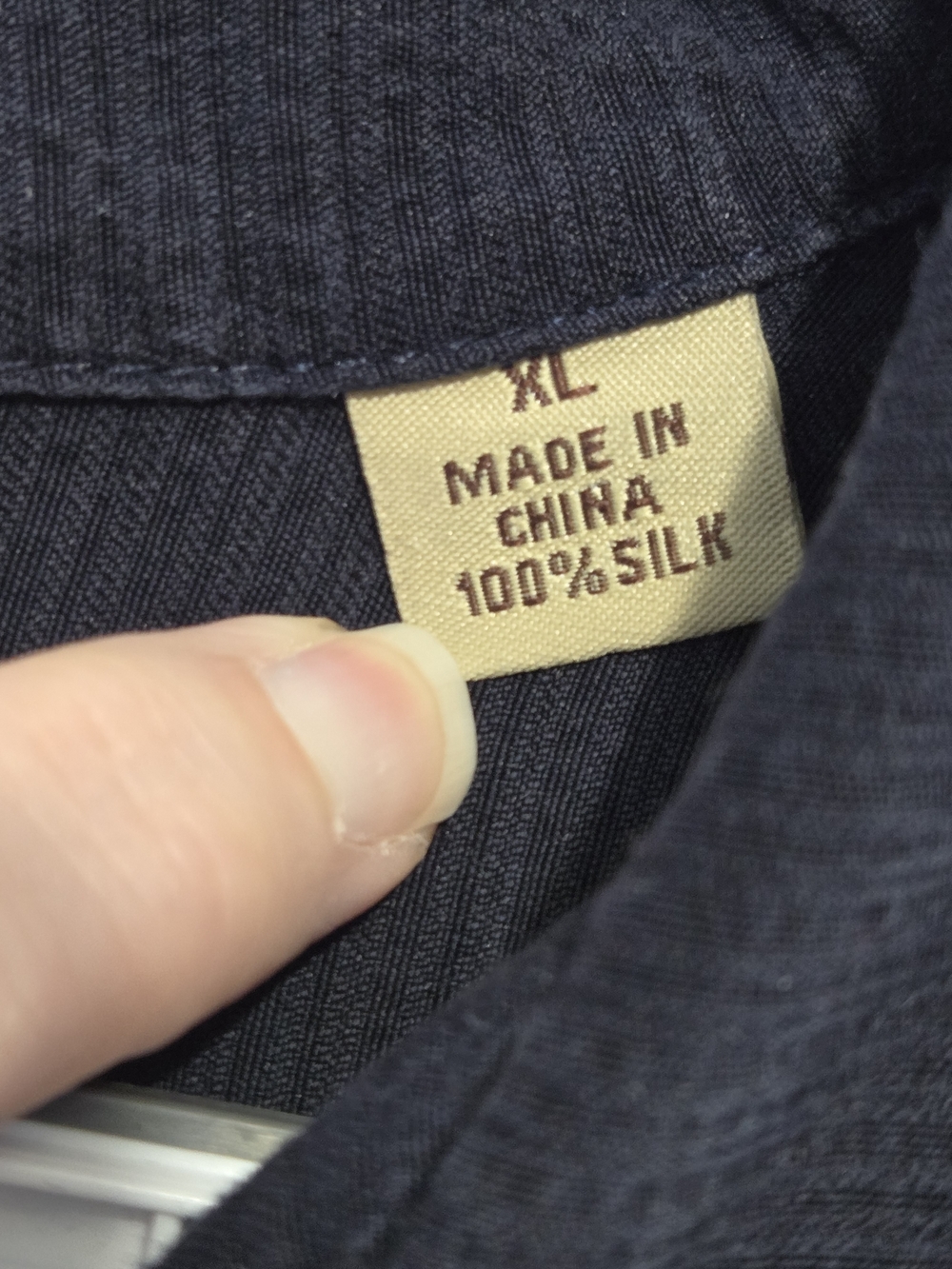 Tommy Bahama Men’s XL 100% Silk Blue Camp Shirt Short Sleeve Button Up Hawaiian - Picture 3 of 5